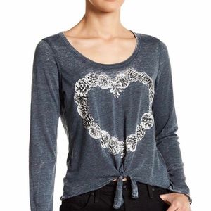 Chaser vintage tie front graphic top Yosemite NWT